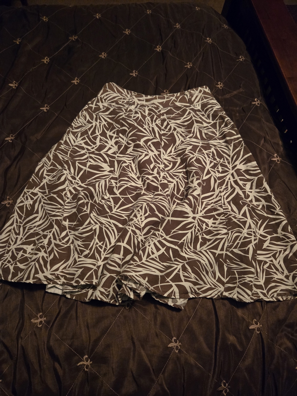 A-Line Brown and White Leaf Print Skirt